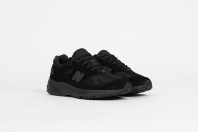 New Balance ☆ made in England U991KK2 ‘Black’ New Balance 991v2 Made In England 'Triple Black' - New